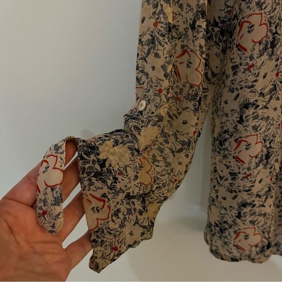 PINS AND NEEDLES Anthropology Multicolor Floral Print Blouse. Size XS - Picture 3 of 9